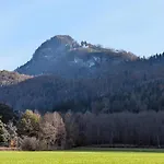 بيت للعطل Goasnstoi - Mit Hottub Und Bergblick Im Inntal فلنتسباخ