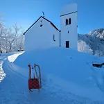 بيت للعطل Goasnstoi - Mit Hottub Und Bergblick Im Inntal فلنتسباخ