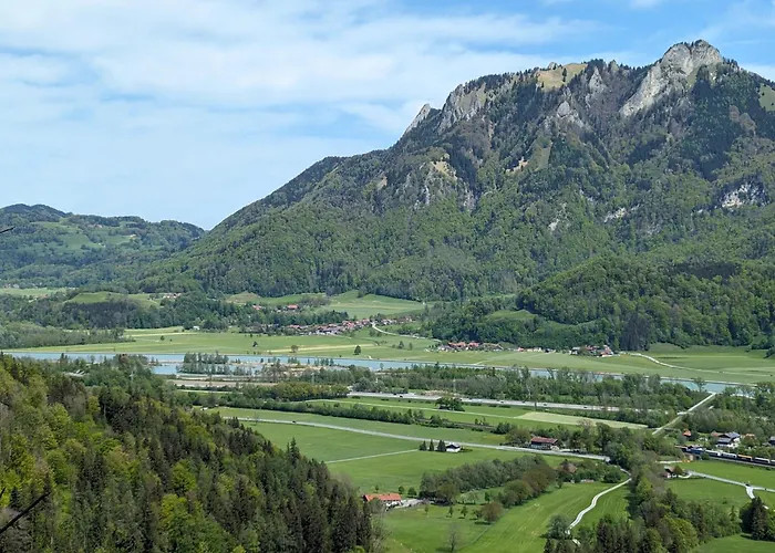度假居 Goasnstoi - Mit Hottub Und Bergblick Im Inntal