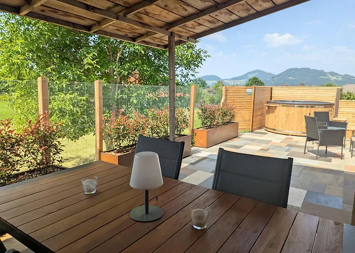度假居 Goasnstoi - Mit Hottub Und Bergblick Im Inntal *