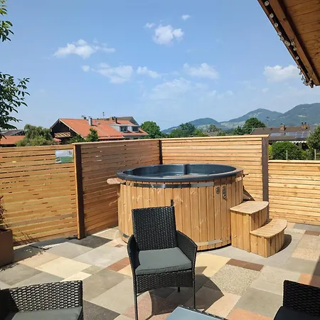 Goasnstoi - Mit Hottub Und Bergblick Im Inntal Flintsbach